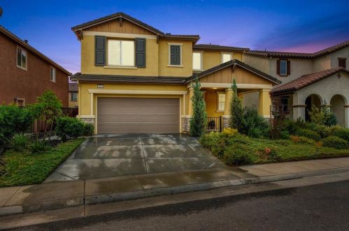 9620 Philta Way, Elk Grove, CA 95757-6201