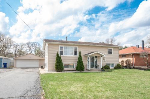 4919 156th St, Oak Forest, IL 60452-3507