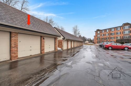 1226 New Wilke Rd, Arlington Hts IL  60005-2972 exterior
