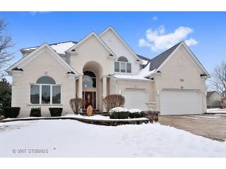 2328 Fescue Rd, Naperville, IL 60564-4990