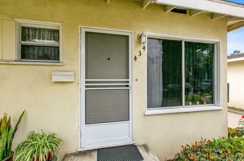 432 Ivy St, Glendale CA  91204-1027 exterior