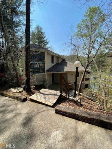 142 Watermark Trl, Lakemont, GA 30552-2717