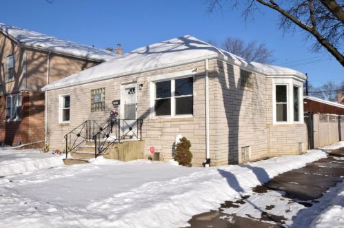 3301 Orange Ave, Chicago, IL 60634-2946