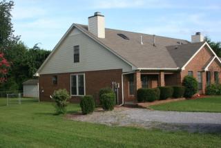 2574 Exeter Dr, Murfreesboro, TN 37130-2001