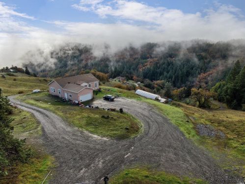 7351 Third Gate Rd, Willits, CA 95490-9037
