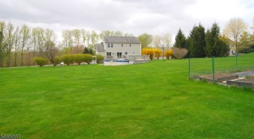 59 Armstrong Rd, Wantage, NJ 07461-3006