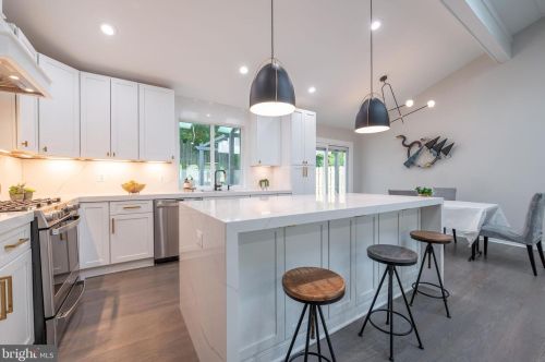 820 Malibu Dr, Silver Spring MD  20901-3648 exterior