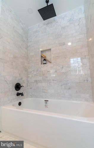 14805 Pebblestone Dr, Silver Spring MD exterior