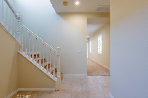 534 Owens River Dr, Oxnard, CA 93036-5357