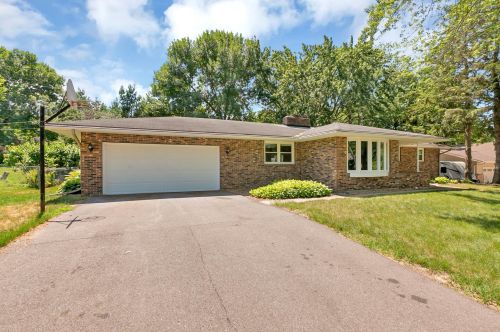 1916 14th St, Saint Cloud, MN 56301-4813