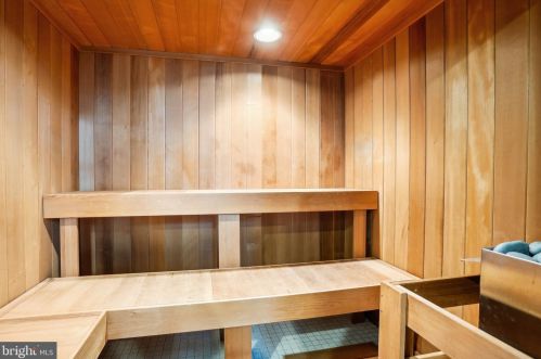 137 22nd St, Philadelphia PA 19132-1504 exterior