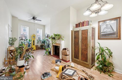 1419 4 St, Philadelphia PA 19147-0059 exterior