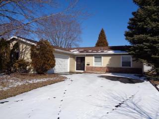 220 Lafayette Dr, Lemont IL  60440-2343 exterior