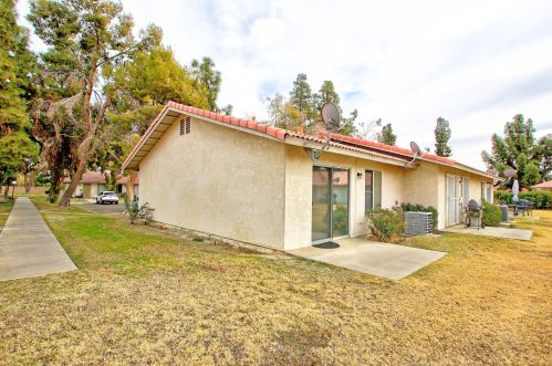 48205 Garbo Dr, Indio, CA 92201-7485