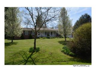 144 Mockingbird Hill Dr, Etowah, NC 28729-8794