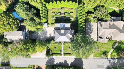 145 Winding Way, Tavistock NJ 08033-3642 exterior