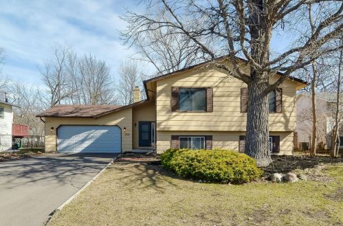 3224 83rd Ave, Minneapolis, MN 55443-2731