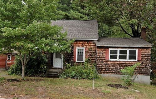 94 Rattlesnake Hill Rd, Auburn, NH 03032-3800