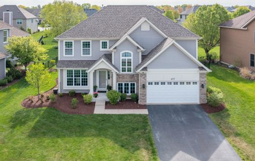 437 Sycamore Ln, North Aurora, IL 60542-1297