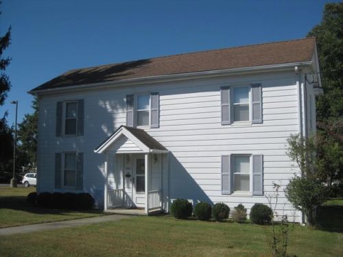 104 Commerce Rd, Kenbridge, VA 23944-2000