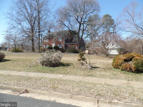 1712 Dalewood Pl, Mc Lean, VA 22101-4659