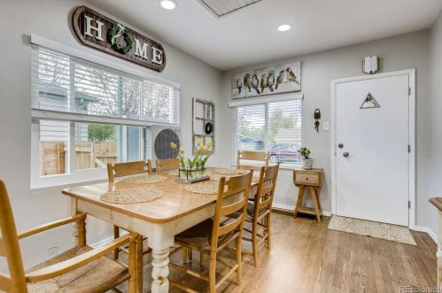 3070 Washington St, Englewood CO  80113-1672 exterior