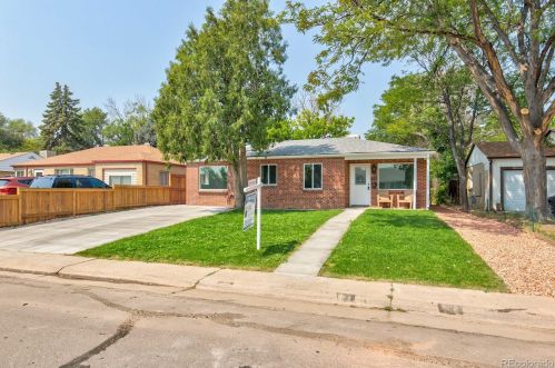 827 Eliot St, Denver CO  80219-3532 exterior