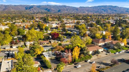 729 Dora St, Ukiah CA  95482-6341 exterior