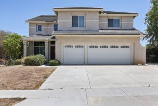 2261 Cota Ave, Corona, CA 92882-7317