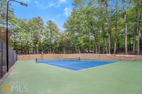 706 Cumberland Ct, Smyrna GA  30080-8651 exterior