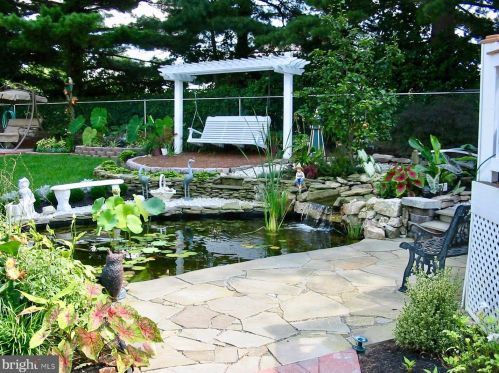 12301 Sandalwood Ln, Silver Spring MD exterior