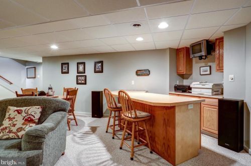 14 Red Leaf Ln, Lancaster PA  17602-7000 exterior