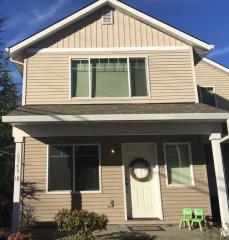 10545 Fremont St, Portland, OR 97220-2784
