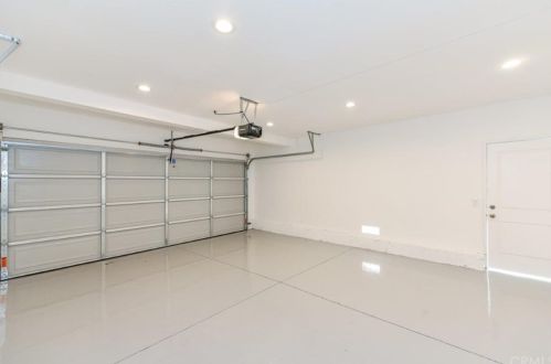 8 Henry, Irvine CA  92620-3256 exterior