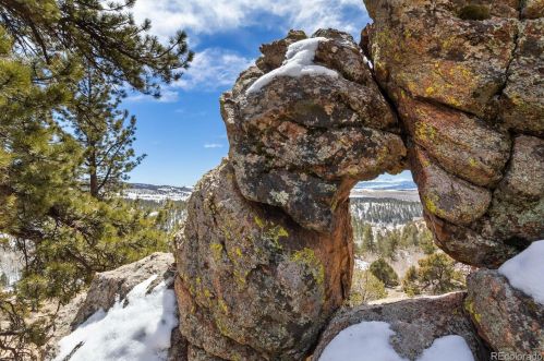 995 Schulze Ranch Rd, Horn Creek, CO 81252-9349