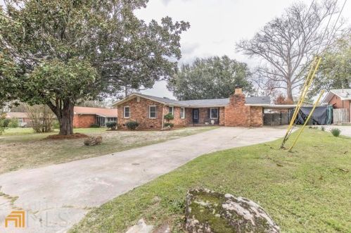 407 Arrowhead Trl, Warner Robins GA  31088-5380 exterior