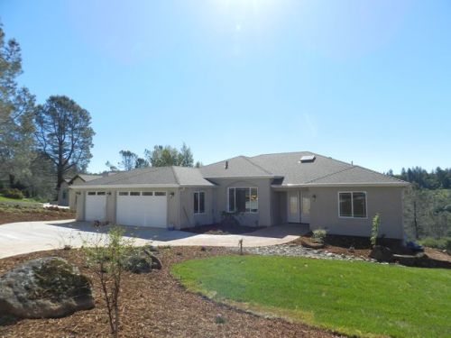 180 Redbud Dr, Paradise, CA 95969-3719