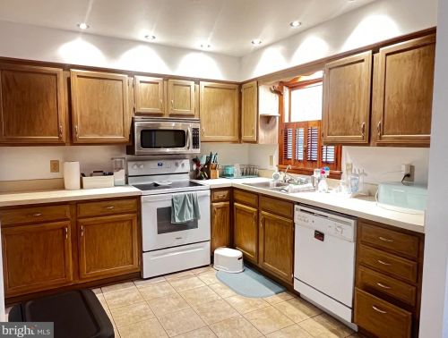 209 Lando Dr, Spotsylvania, VA 22551-2733