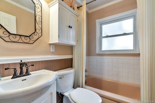 1210 Amherst Ave, Englewood CO 80113-1753 exterior