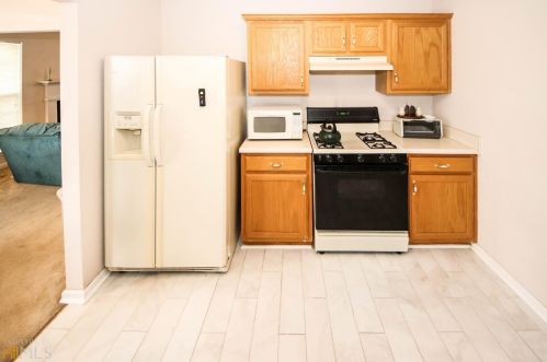 6845 Bells Lndg Cv, Rex GA 30273-2264 exterior