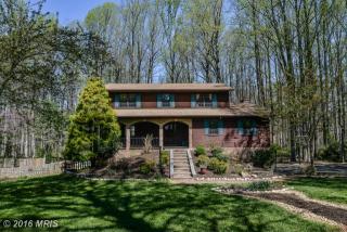 5310 Summit Dr, Fairfax, VA 22030-6524