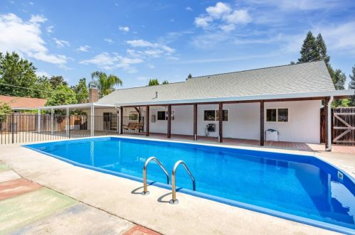 5039 Havelok St, Fair Oaks, CA 95628-5418