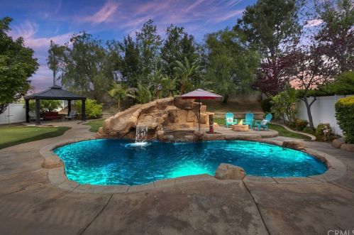 8972 Greenlawn St, Riverside CA  92508-2507 exterior