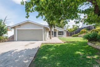 220 Valley Oak Ln, Vallejo, CA 94591-7829