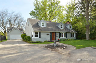 2557 Glenview Rd, Glenview, IL 60025-2714