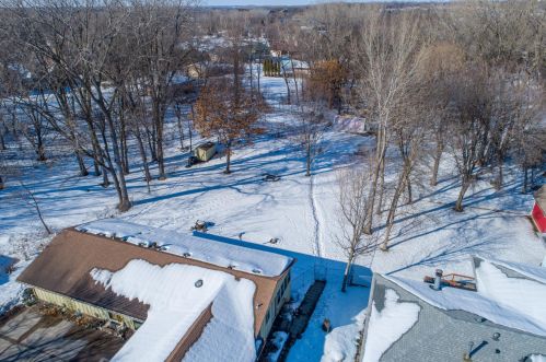 1377 County Road E, Saint Paul MN  55110-5231 exterior