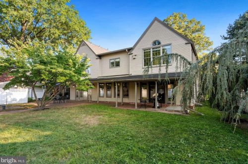 315 Maple Ave, Haddonfield NJ 08033-1438 exterior