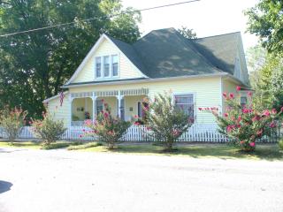 213 High St, Manchester, TN 37355-1637