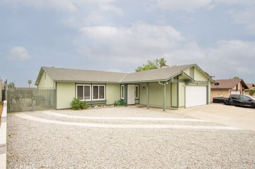 5923 Cynthia St, San Bernardino, CA 92407-2241