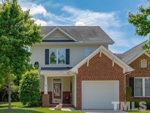 101 Nostalgia Ln, Zebulon, NC 27597-6871